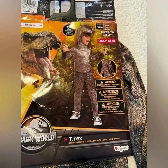 Disguise Jurassic World T Rex child costume. NWT. XS 3-4T glowing eyes - Picture 7 of 9